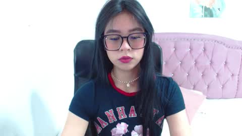 Perla online show from September 15, 11:55 am