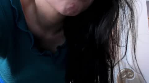 Snapshot of perlapreciosa chatting on February 22, 7:23 am PerlaPreciosa online show from February 22, 7:23 am