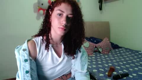 Snapshot of perlaweb_09 chatting on September 11, 10:11 pm perlaweb_09 online show from September 11, 10:11 pm
