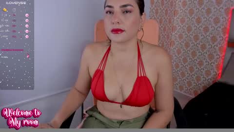Isabella   online show from February 13, 7:31 pm