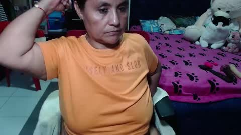 Snapshot of pervert_mommy_x chatting on February 25, 12:27 pm SAMY online show from February 25, 12:27 pm