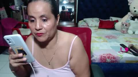 Snapshot of pervert_mommy_x chatting on January 28, 11:06 am SAMY online show from January 28, 11:06 am