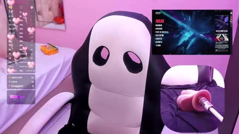 Snapshot of petitesally_ chatting on February 23, 7:55 am Sally online show from February 23, 7:55 am