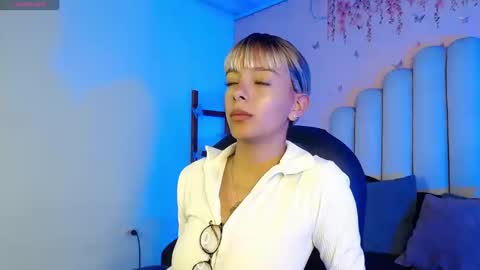 Peyton online show from September 17, 4:27 am