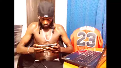 2 pac shakur online show from January 28, 7:32 am