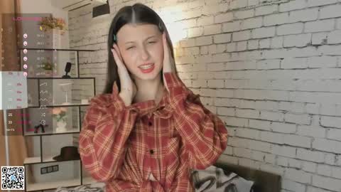 Snapshot of philomenagroomes chatting on February 21, 6:15 pm Emilia online show from February 21, 6:15 pm