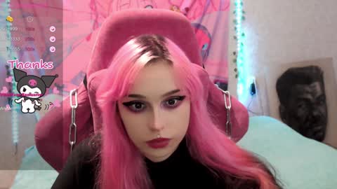 Snapshot of pineapple_dope chatting on January 16, 10:34 pm Nancy online show from January 16, 10:34 pm