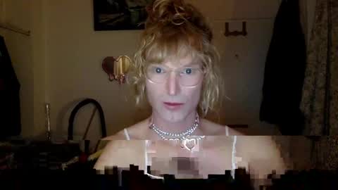 pinkfag online show from February 4, 7:33 pm