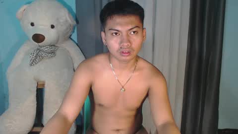 Snapshot of pinoycharmingboss20xx chatting on December 5, 9:22 pm Donald online show from December 5, 9:22 pm