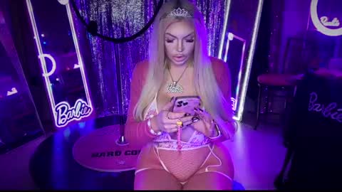 Snapshot of plasticfuckdoll chatting on December 21, 1:58 am Dumb bimbo fuck doll online show from December 21, 1:58 am