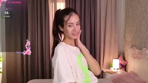 Lia online show from September 20, 2:31 pm