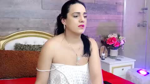 PlayfulSamy online show from January 8, 9:00 am