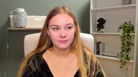 Valeria online show from December 21, 7:35 am