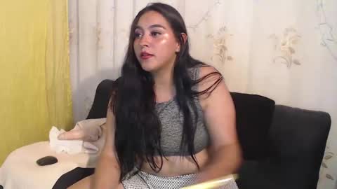 Lily online show from December 15, 2:16 pm