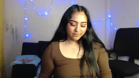 Lily online show from February 7, 6:24 am