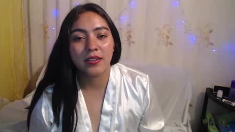 Lily online show from December 27, 5:52 am