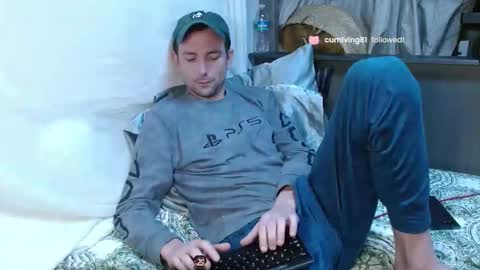 Kyle online show from February 17, 9:32 pm