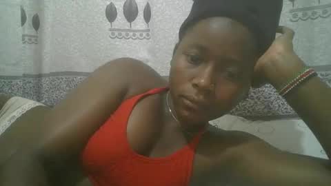 Snapshot of pretty_abella chatting on March 2, 2:19 am abella online show from March 2, 2:19 am