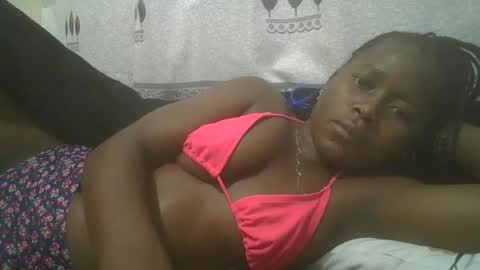 Snapshot of pretty_abella chatting on February 25, 10:53 pm abella online show from February 25, 10:53 pm