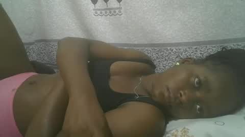 Snapshot of pretty_abella chatting on February 27, 5:04 pm abella online show from February 27, 5:04 pm