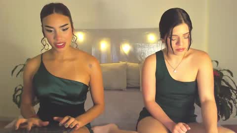 Snapshot of pretty_dirty_sis chatting on February 9, 4:46 am Dirty Sis online show from February 9, 4:46 am