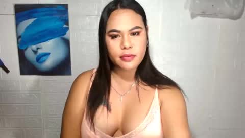prettydiannara online show from February 2, 3:21 am