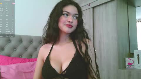 Emma  online show from February 9, 5:01 pm