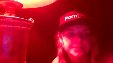 prettygall47 online show from December 20, 12:41 am