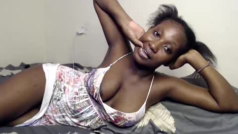 Snapshot of prettygoddess1 chatting on March 3, 11:11 am Mary online show from March 3, 11:11 am