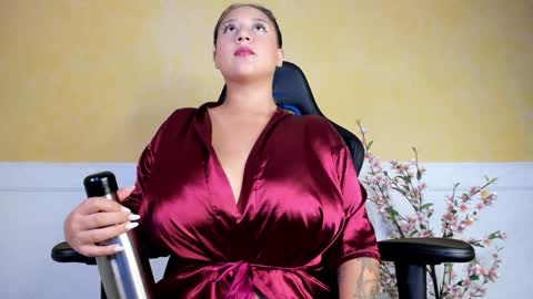 Laura  Onlyfans   40OFF online show from January 28, 4:18 am