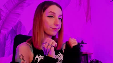 Snapshot of prettyreckess chatting on January 10, 10:50 am Mila -NONUDE MODEL online show from January 10, 10:50 am