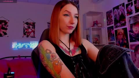 Snapshot of prettyreckess chatting on December 27, 8:13 am Mila -NONUDE MODEL online show from December 27, 8:13 am