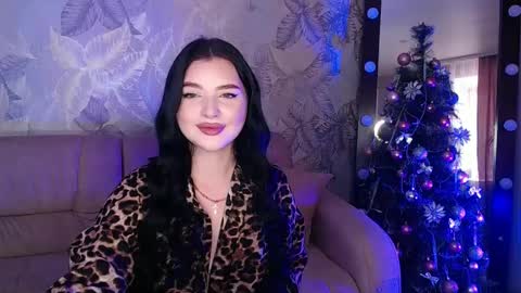 princessamira1 online show from December 13, 6:53 am