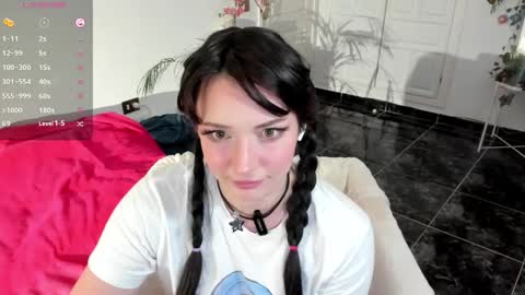 Snapshot of princessfoxyx chatting on January 2, 8:57 pm Princess Foxy online show from January 2, 8:57 pm