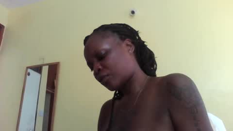 phelly online show from February 18, 9:43 am