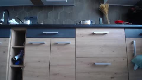Snapshot of private_space chatting on September 17, 9:13 am Space online show from September 17, 9:13 am