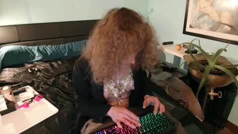 Snapshot of prxscillia_tx chatting on January 14, 6:28 pm prxscillia_tx online show from January 14, 6:28 pm