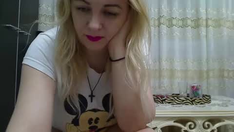 Pryncess sweety online show from December 8, 6:06 pm