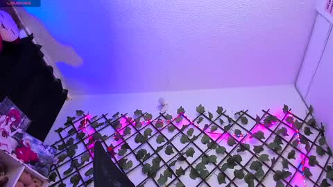 Snapshot of pucaa_ chatting on January 27, 12:43 am Emma Rico model indep online show from January 27, 12:43 am