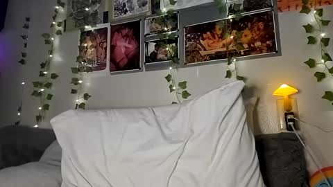 Rhys online show from February 17, 4:53 am