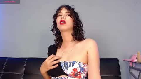 Snapshot of purplay_98 chatting on January 10, 7:11 pm purplay_98 online show from January 10, 7:11 pm