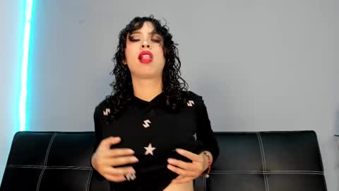 Snapshot of purplay_98 chatting on February 16, 1:49 pm purplay_98 online show from February 16, 1:49 pm