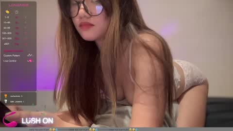 Snapshot of purplelexi27 chatting on December 15, 3:24 am Alexis online show from December 15, 3:24 am