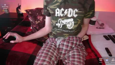 pussylover2182 online show from January 7, 7:31 am