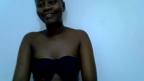 Snapshot of queen_diveer chatting on September 17, 5:11 am queen_diveer online show from September 17, 5:11 am