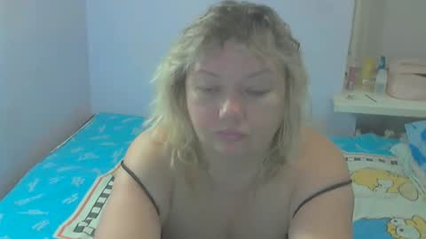 Snapshot of queen_jane8 chatting on September 16, 4:10 pm queen_jane8 online show from September 16, 4:10 pm