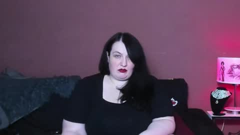Snapshot of queenofhaze chatting on March 1, 1:00 am you may simply address Me with Your Grace online show from March 1, 1:00 am