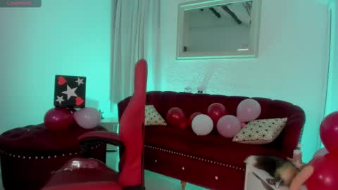 Queen Rose  online show from February 19, 1:39 pm