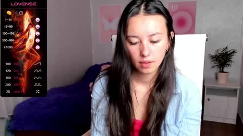 Snapshot of queitsharm_ chatting on September 18, 5:22 am Anna online show from September 18, 5:22 am