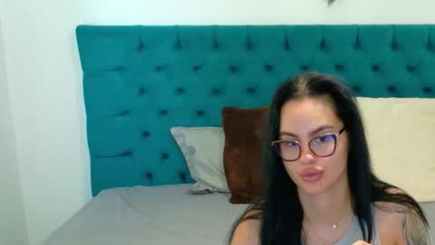 sweet peach online show from September 16, 6:16 am